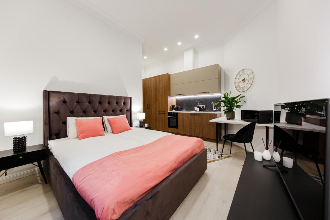Rigaapartment Elizabetes 22 Self-Service Aparthotel Eksteriør bilde
